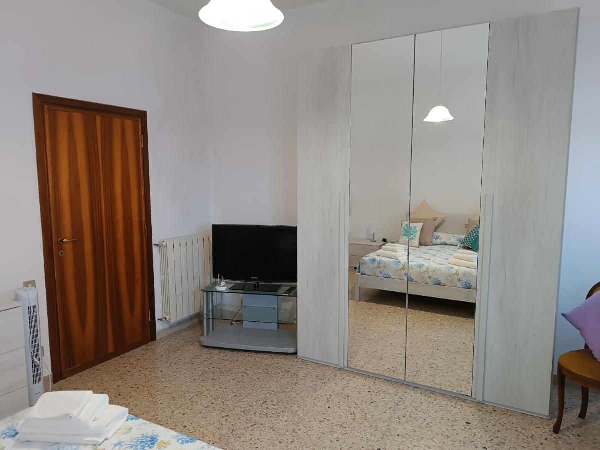 Apartamento La Vista Storica Piombino Exterior foto