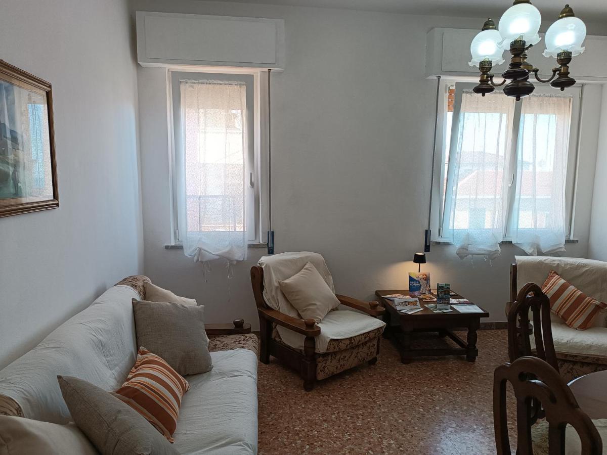 Apartamento La Vista Storica Piombino Exterior foto